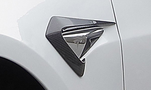 Tesla (テスラ) モデル3／カーボンファイバー  ウィンカースポイラー